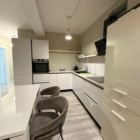 Apartament Modern Scandinavian Kodra E Diellit 2 Tirana
