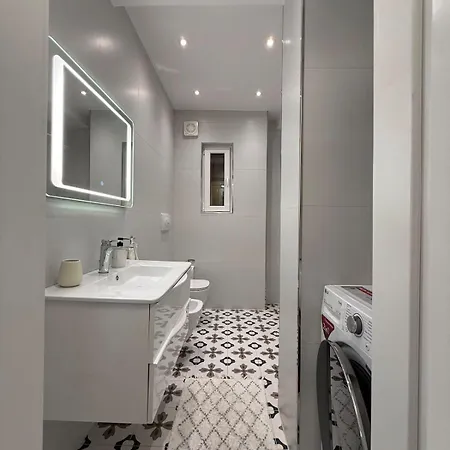 Modern Scandinavian Kodra E Diellit 2 Tirana